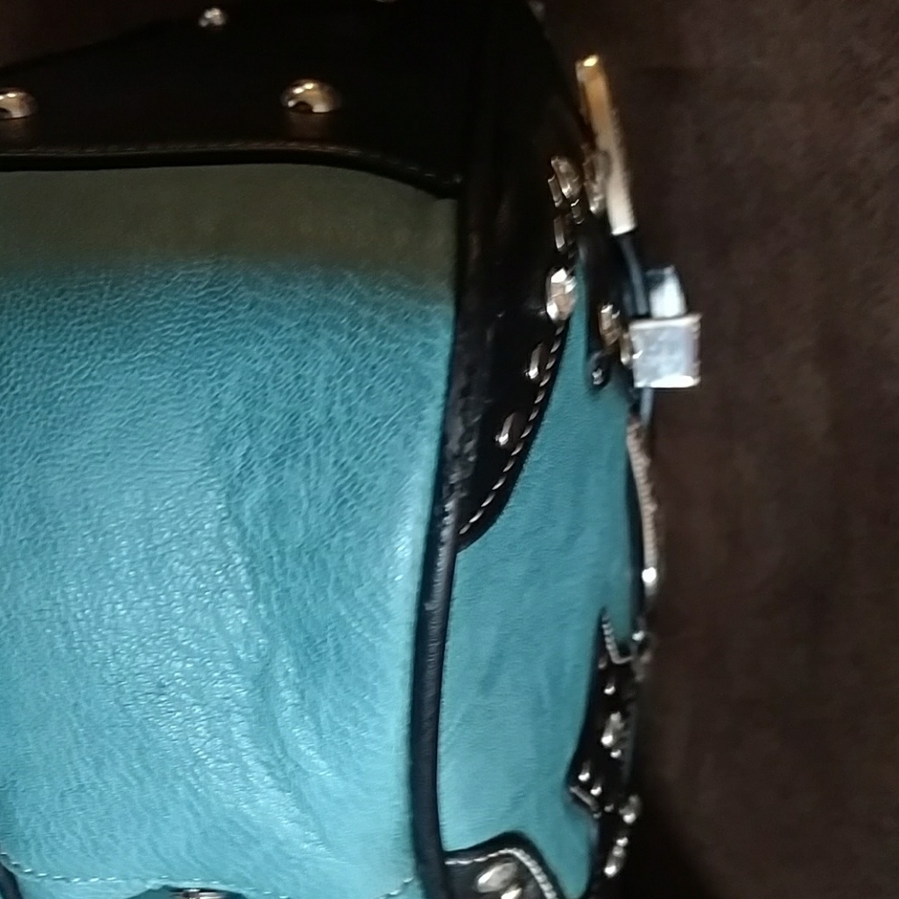 Handbag - Picture 4 of 8